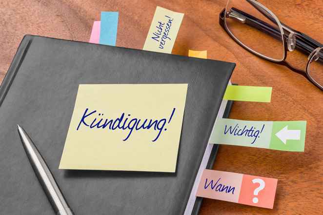 Foto: Zettel mit Aufschrift Kündigung